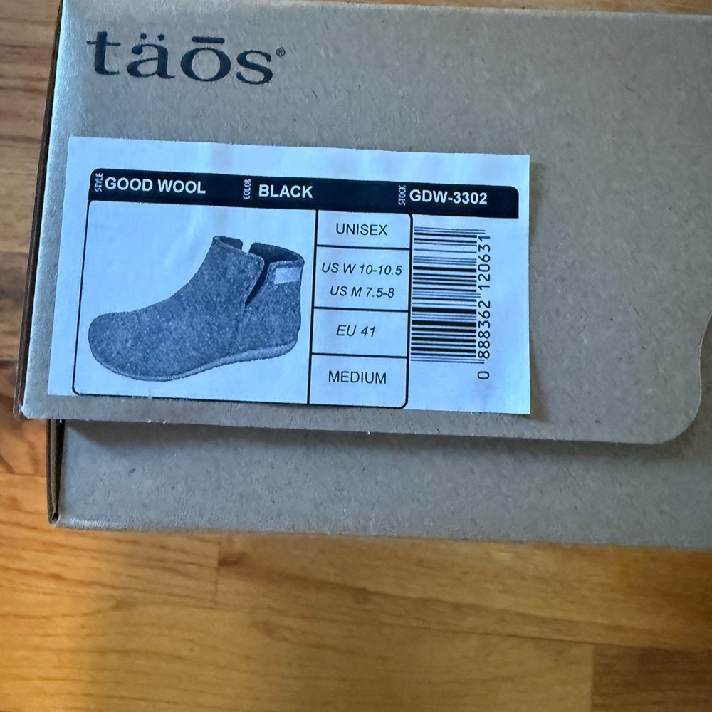 Taos Footwear Gray Ankle Boots - Picture 3 of 7